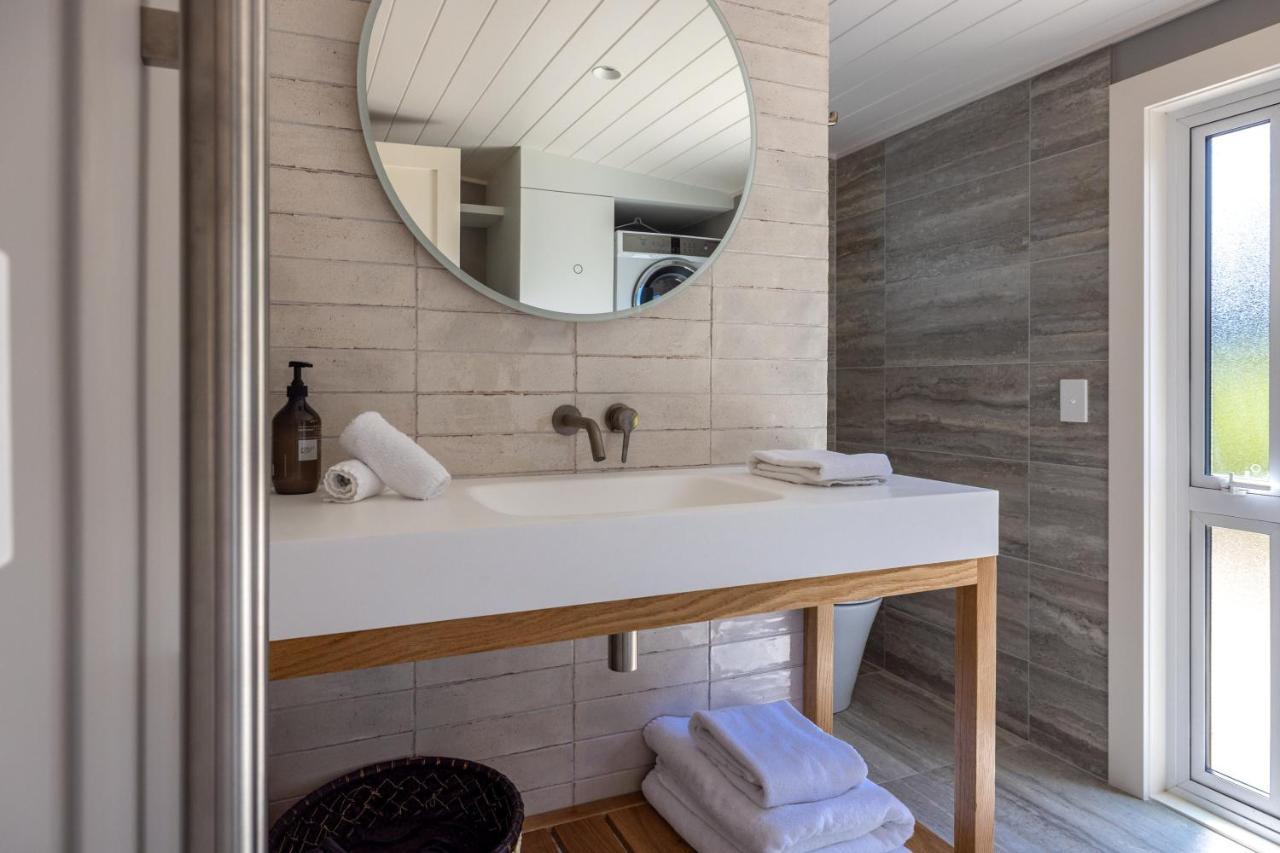 Smiths Cottage - Stay Waiheke Oneroa Ngoại thất bức ảnh